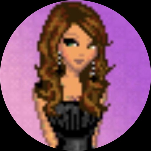 Profile Picture of Bianca Chavarria (@matchaaddict) on Poshmark