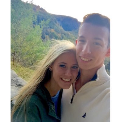 Profile Picture of Ivan Schneible (@Ivan_James_) on Twitter
