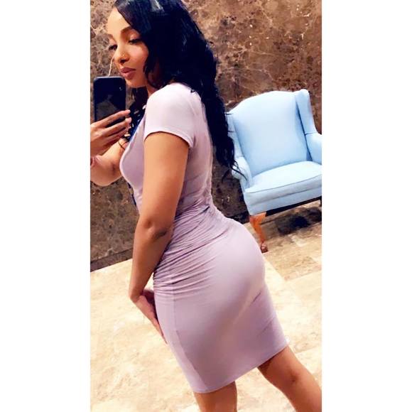 Profile Picture of Brettney Teal (@breteal1) on Poshmark