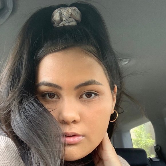 Profile Picture of Natalie-rose Wilcox (@natalierose44) on Poshmark