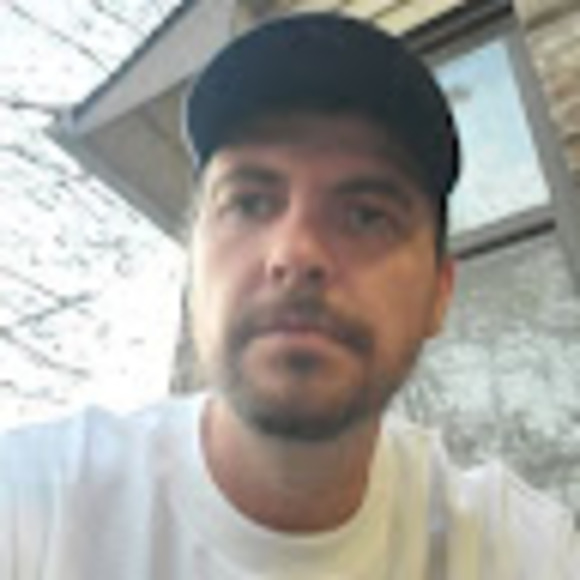 Profile Picture of Matthew Hoagland (@hoagie22) on Poshmark