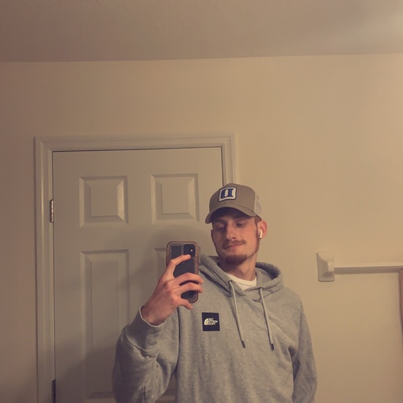 Profile Picture of Christopher Tangredi (@tangredi123) on Poshmark