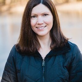 Profile Picture of L Wolfe (@LauraWolfeBooks) on Twitter