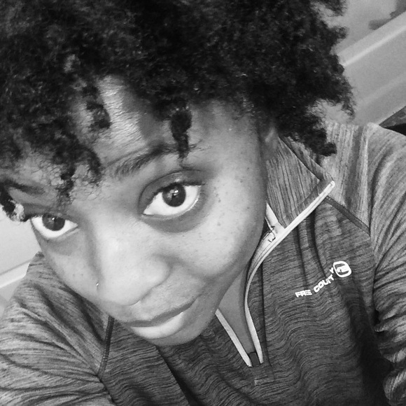 Profile Picture of Brittney Mishoe (@mishoe10) on Poshmark