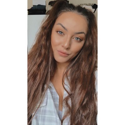 Profile Picture of Shannon Richards (@ShannonR13) on Twitter