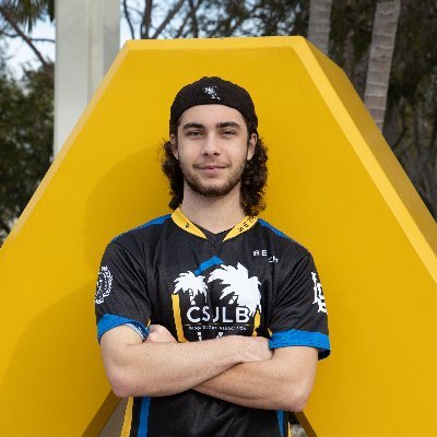 Profile Picture of Zackshot (@ZacharyHughey) on Twitter