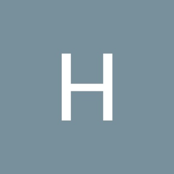 Profile Picture of Hector Apolonio (@hectorapolonio) on Poshmark