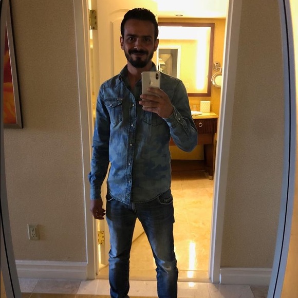 Profile Picture of Mohamed Zidan (@mzidan) on Poshmark