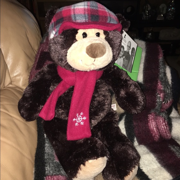 Profile Picture of Chiqueta Daniska (@cdaniska) on Poshmark