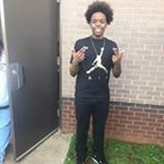 Profile Picture of Myles Bailey (@_zzzyyyyyyyy) on Instagram