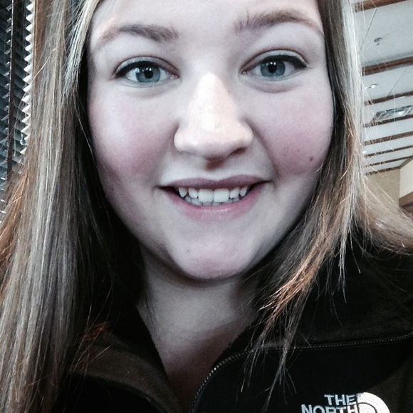 Profile Picture of Bree Gottwalt (@turtlerage) on Poshmark