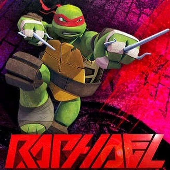 Profile Picture of Cassandra Obright (@thornworn) on Poshmark