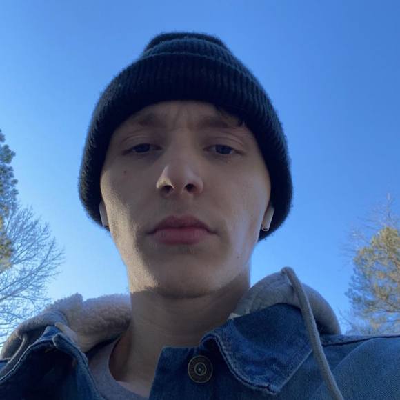 Profile Picture of Bradley Vincil (@bradleyvincil) on Poshmark