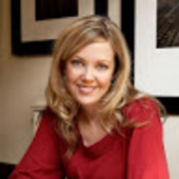 Profile Picture of Jeri Marks (@jerimarks) on Poshmark