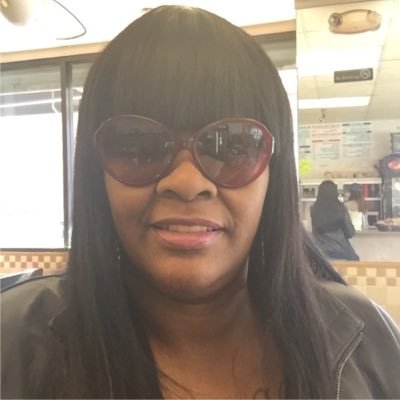 Profile Picture of Angela Garvin (@Angiesfabulous) on Twitter