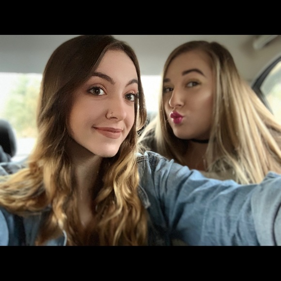 Profile Picture of Madeleine Coutts (@madsjc5) on Poshmark