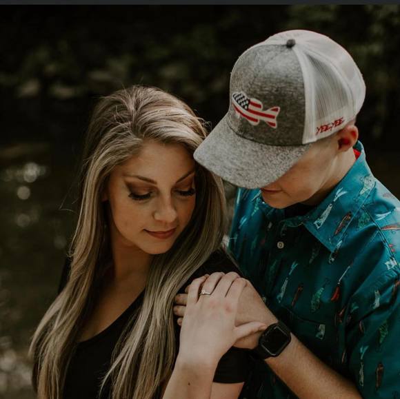 Profile Picture of Carl Hoskins (@pfghoskins) on Poshmark