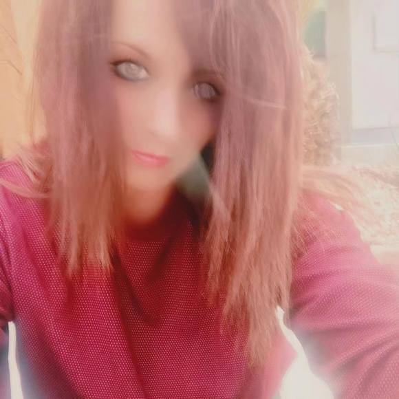 Profile Picture of Sherrie Sherrie lynn (@sherrielynn0904) on Poshmark