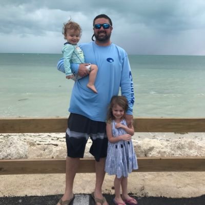 Profile Picture of Mark Ross (@rossturfdaddy) on Twitter