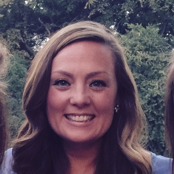 Profile Picture of Kassie Rodgers (@kassiegean1) on Poshmark