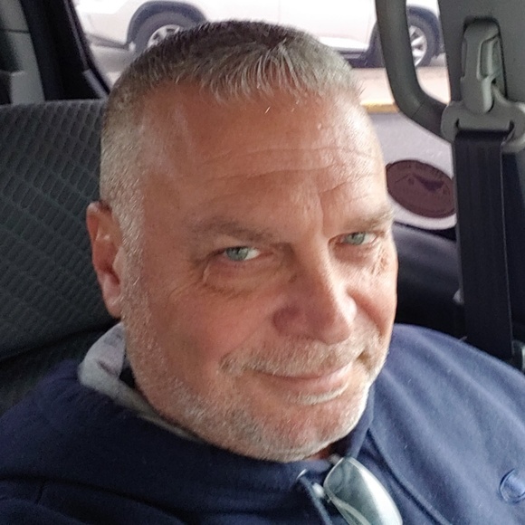 Profile Picture of Jamie Schaefer (@liinspector) on Poshmark