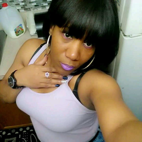 Profile Picture of Tanisha Mcdaniel (@tmcdaniel73) on Poshmark