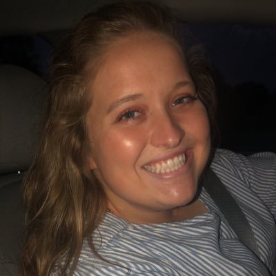 Profile Picture of Catherine Ryan (@cateeryann) on Twitter