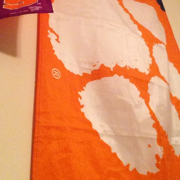 Profile Picture of Thomas Abbott (@thomasabbott5) on Poshmark