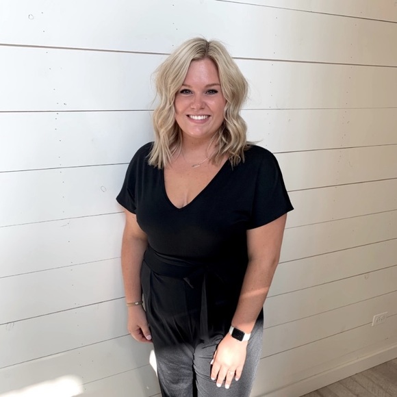 Profile Picture of Shaylee Boose (@shayleeboose) on Poshmark