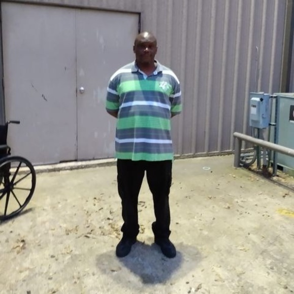 Profile Picture of Robert Sampson (@robertsampso729) on Poshmark