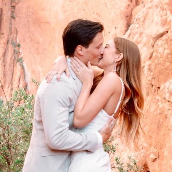 Profile Picture of Becca Lopas (@beccalopas) on Poshmark