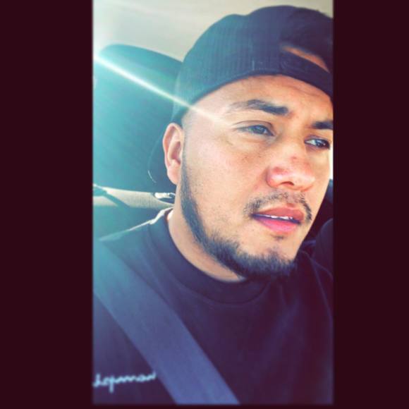 Profile Picture of Michael Lucio (@michaellucio) on Poshmark