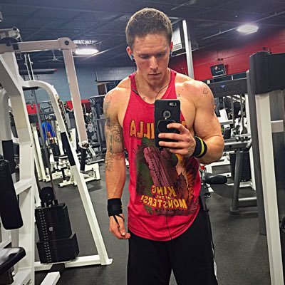 Profile Picture of Steve Mcclanahan (@steveolive313) on Twitter