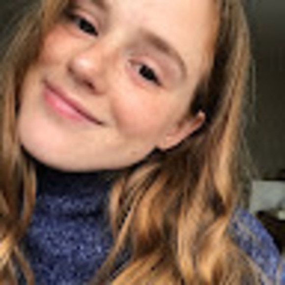 Profile Picture of Agathe Boudreault (@agatheboudreaul) on Poshmark