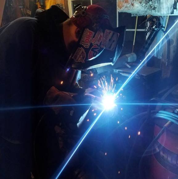 Trevor Hawn - Poshmark Profile Picture of Trevor Hawn (@trevorhawn) on Poshmark