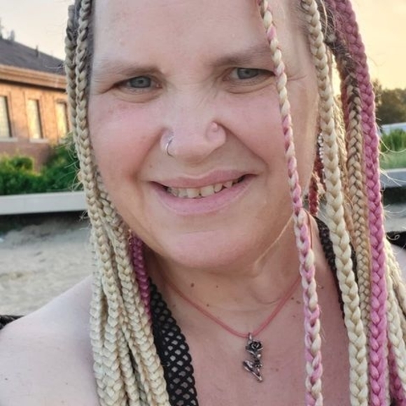 Profile Picture of Anne Jalava (@middletonanne18) on Poshmark