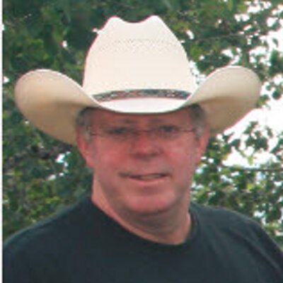 Profile Picture of Christopher Snow (@PappaKnowsBest) on Twitter
