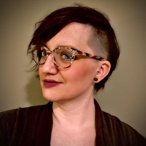 Profile Picture of Amber Couse (@ambermariecouse) on Poshmark