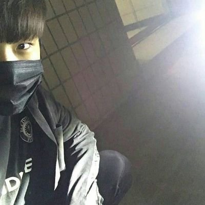 Profile Picture of 시력보호용 삼파장 (@sam_pa_jang) on Twitter