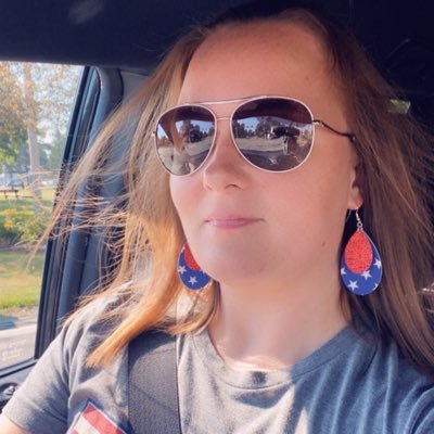 Profile Picture of Jessica Iser (@jessicashoe_) on Twitter