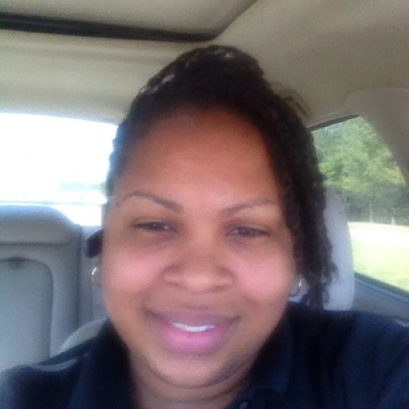 Profile Picture of Shawna Cuthbert (@shawna1017) on Poshmark