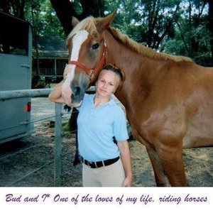 Profile Picture of Emily Stone (@emdizzle12188) on Myspace