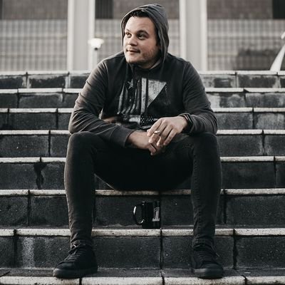 Profile Picture of Bruce Ericksen (@djmadmax_) on Twitter
