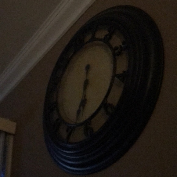 Profile Picture of Leona Byrd (@byrdleona) on Poshmark