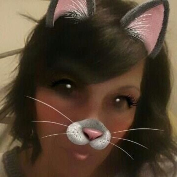 Profile Picture of Christine Brenizer (@c_brenizer) on Poshmark