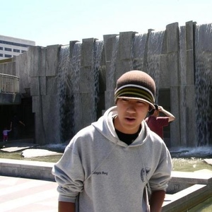 Profile Picture of Larry Wang (@laughingvulture) on Myspace