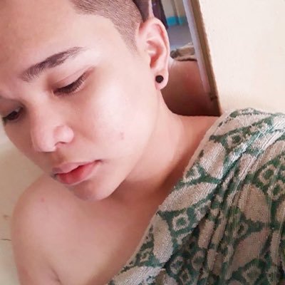 Profile Picture of Mhacky  😊 ⛑ 🌻 💪🏻 (@marknave143) on Twitter