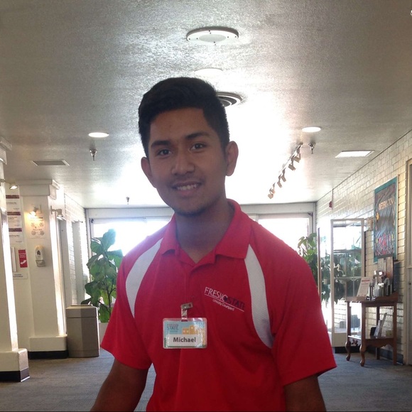 Profile Picture of Michael Perez (@mpserratos17) on Poshmark