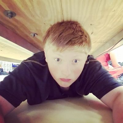 Profile Picture of Chris Letsinger (@chriszle_dizzle) on Twitter