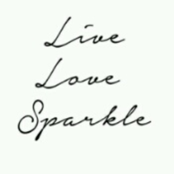 Profile Picture of Jennifer Butcher (@wearunity) on Poshmark